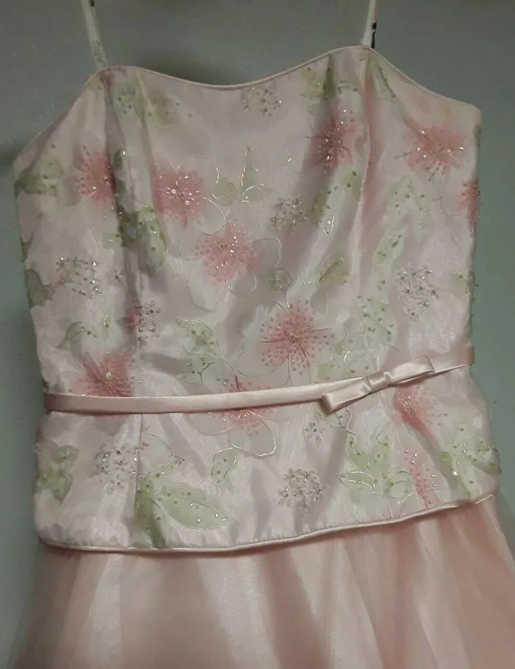 Vestido rosa quinceañera/graduación talla 9/10 Foto 4 de 4