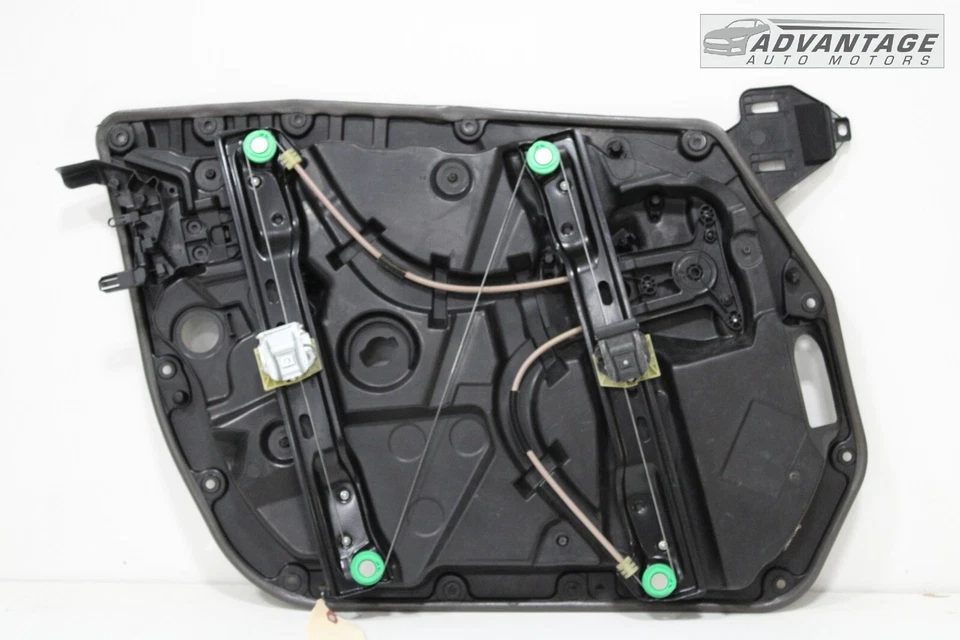 2015-2020 MERCEDES BENZ C300 W205 ПЕРЕДНЯЯ ПРАВАЯ БОКОВАЯ ДВЕРЬ СТЕКЛОПОДЪЕМНИК OEM - Изображение 2 из 4