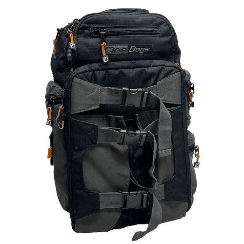 BURTON Zoom 26L Camera Backpack Black Snowboarding