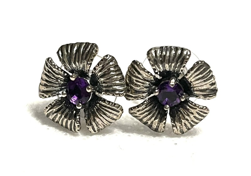 NWOT Or Paz Sterling Silver 925 Amethyst Flower Stud Earrings Made Israel PZ Au