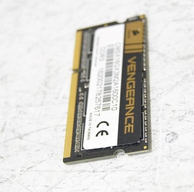 Corsair Vengeance 16GB (2 x 8GB) PC3-12800 (DDR3-1600) Memory