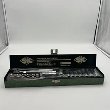 VINTAGE S-K TOOLS 18-pc. 3/8" DRIVE SAE SOCKET SET Long & Short 94520, USA