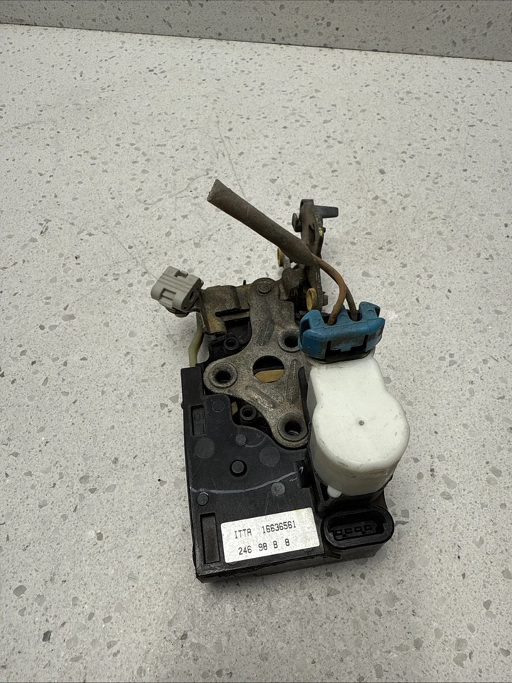 Pontiac Grand AM 1999-2005 sedán cerradura puerta delantera derecha pestillo actuador fabricante de equipos originales Foto 4 de 4