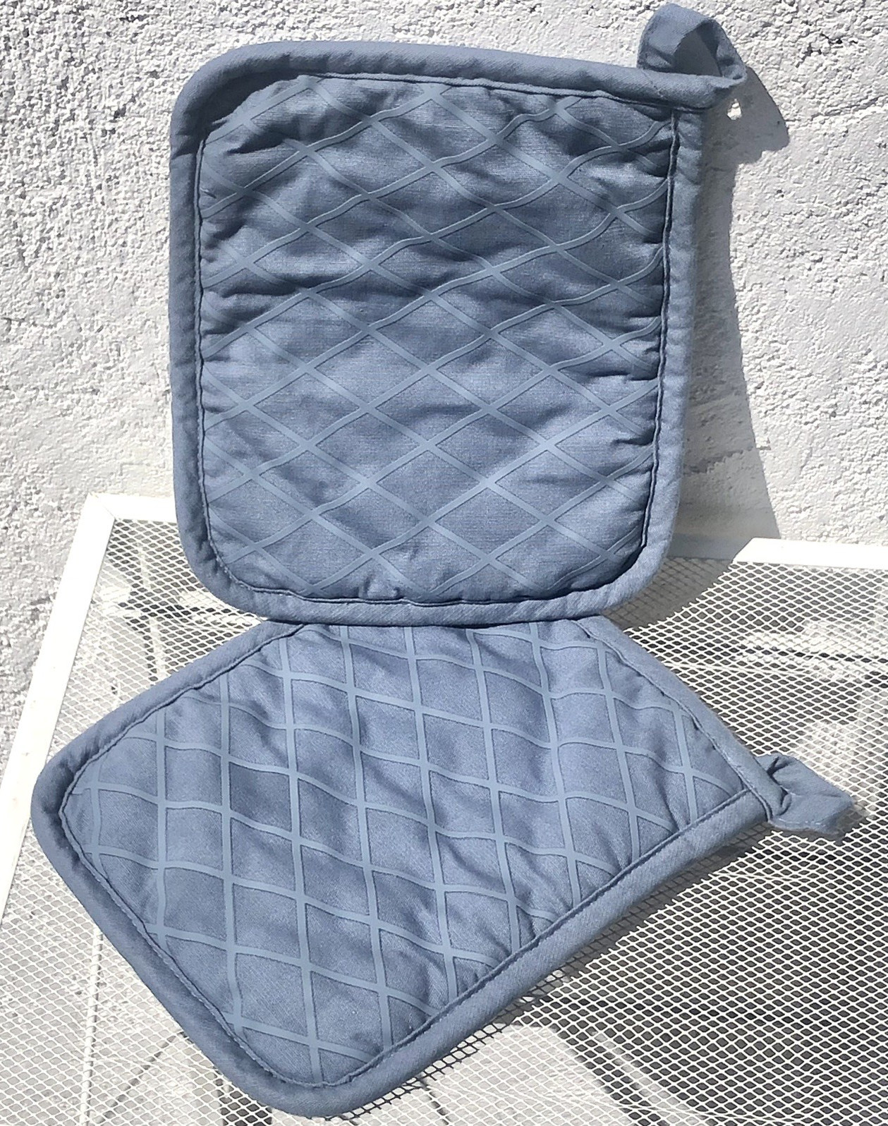 Target Figmint 2 Potholder Oven Mitten Mitts Cotton Blue Silicon Gripper Pocket