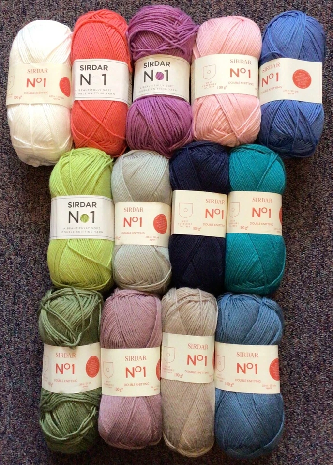 5 x 100g Balls of Sirdar No1 Double Knitting Wool/Yarn for Knitting/Crochet