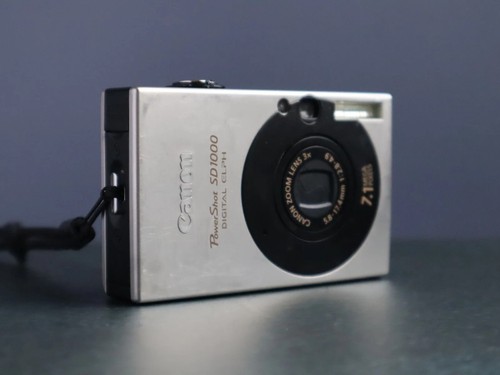 Canon IXUS 70 SD1000 7.1MP 3X Optical CCD Vintage Digital Camera - Silver - Picture 10 of 12