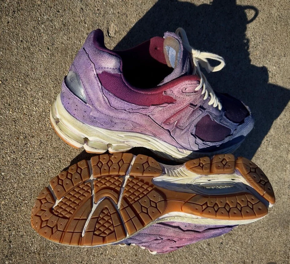 ✅ New Balance 2002R Protection Pack Distressed CUSTOM "Red Skies at Nite" 10.5 - Image 3 of 4