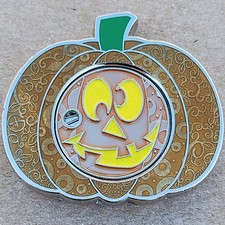 Geocoin Club GCC Oct. 2014 - Jack-o-Lantern - Activated  Adoptable - TB6W6ZA