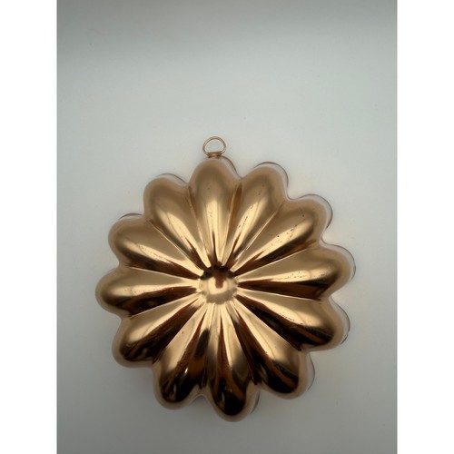 Vintage Copper Aluminum Fluted Scalloped Cake Gelatin Mold 3.5 Cup Wall Decor