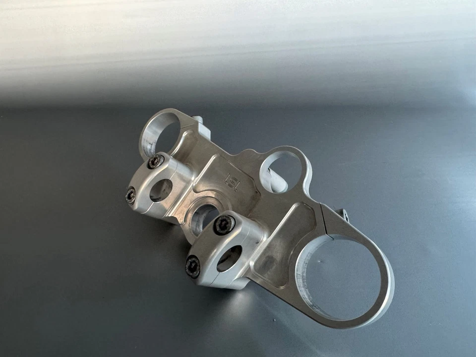 LSL Superbike Gabelbrücke Suzuki GSXR 750 00-03 /GSXR 1000 01-02  mit Gutachten - Bild 2 von 4