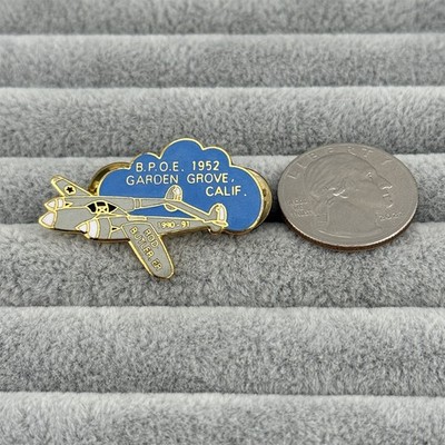 Garden Grove Lodge #1952 California Elks Club Butler ER 1990 Pin Pinback #59397