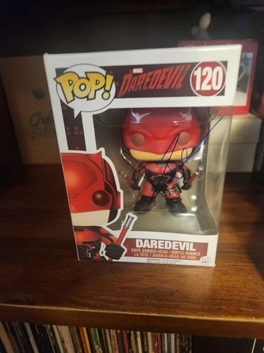 New Sealed Autographed Auto Pop Funko Daredevil 120 Signed Charlie Cox