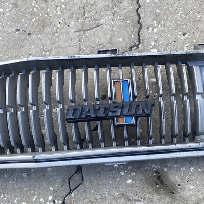 Datsun 620 Vintage Classic NOS JAPAN FRONT GRILLE 1976-1979 W