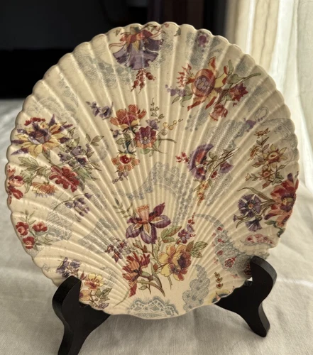 Sarreguemines Circa Shell Plate Beige with flowers  7" Antique Plate 1880 Signed