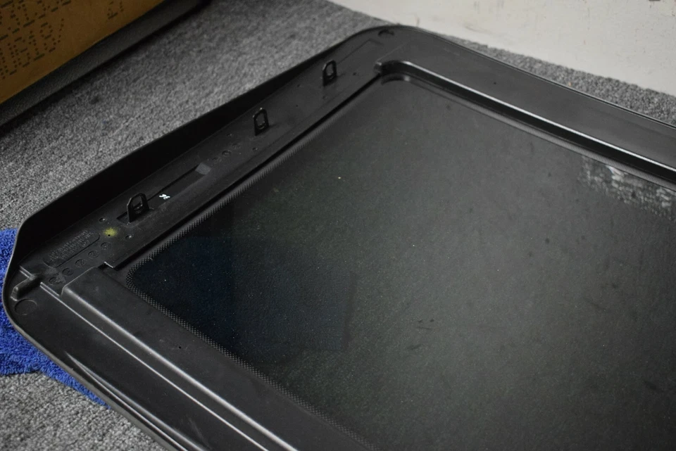 2004- 2010 BMW 525XI TETO SOLAR VIDRO DO TETO SOLAR 7 033 530 OEM - Imagem 3 de 4