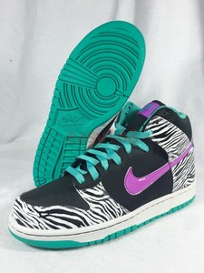 nike dunks zebra