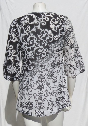 WHITE HOUSE BLACK MARKET US size XS Print Beaded V Neck Blouse Shirt Tunic Top - Picture 5 of 5