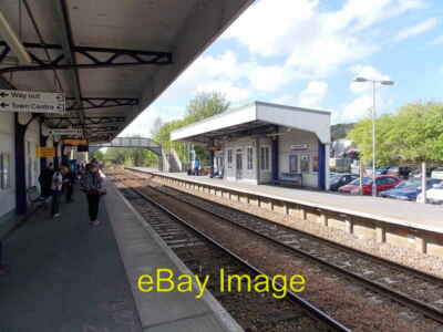 Photo 6x4 Waiting at Warminster Soon-to-be passengers stand on platform 1 c2014
