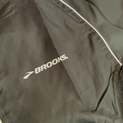 2015 Brooks P.F. Changs Rock n Roll Arizona Marathon Finisher Windbreaker Sz M - Picture 3 of 9