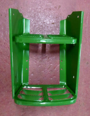 Fußstufen (2 Stufen) kompatibel mit John Deere Traktoren (siehe Angebot)