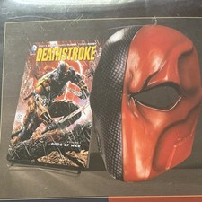 FACTORY SEALED DC Comics Deathstroke Gods of War Book & Mask Set Collectible