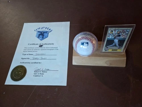 Barry Bonds Autographed Baseball nice display with rookie card and COA