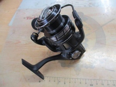 Abu Garcia ROXANI 2500MSH Spinnrolle Angelausrüstung leicht