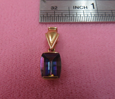 14K massiver Gelbgold Mystic Topas Anhänger - 1,65 Gramm