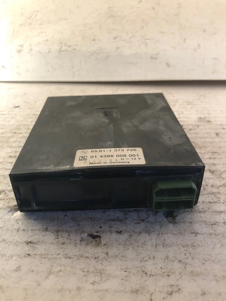 BMW E30 325i 1986 módulo de computadora a bordo relé 65,81-1 373 726  Foto 2 de 3