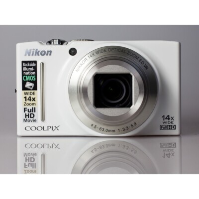 Nikon COOLPIX S8200 Digital Camera 16.10 MP 14x Optical Zoom Auto