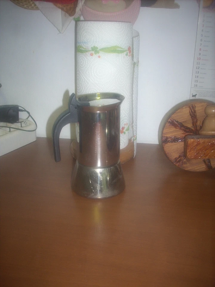 caffettiera Bialetti made in italy 4-5 tazze acciaio inox 18/10 leggi.... - Imagen 1 de 4