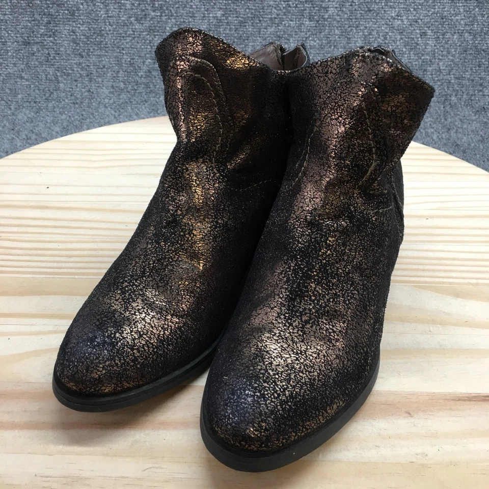 Botas femininas sem classificação 9,5 Sagitta metálica com zíper nas costas tornozelo preto dourado - Imagem 3 de 4