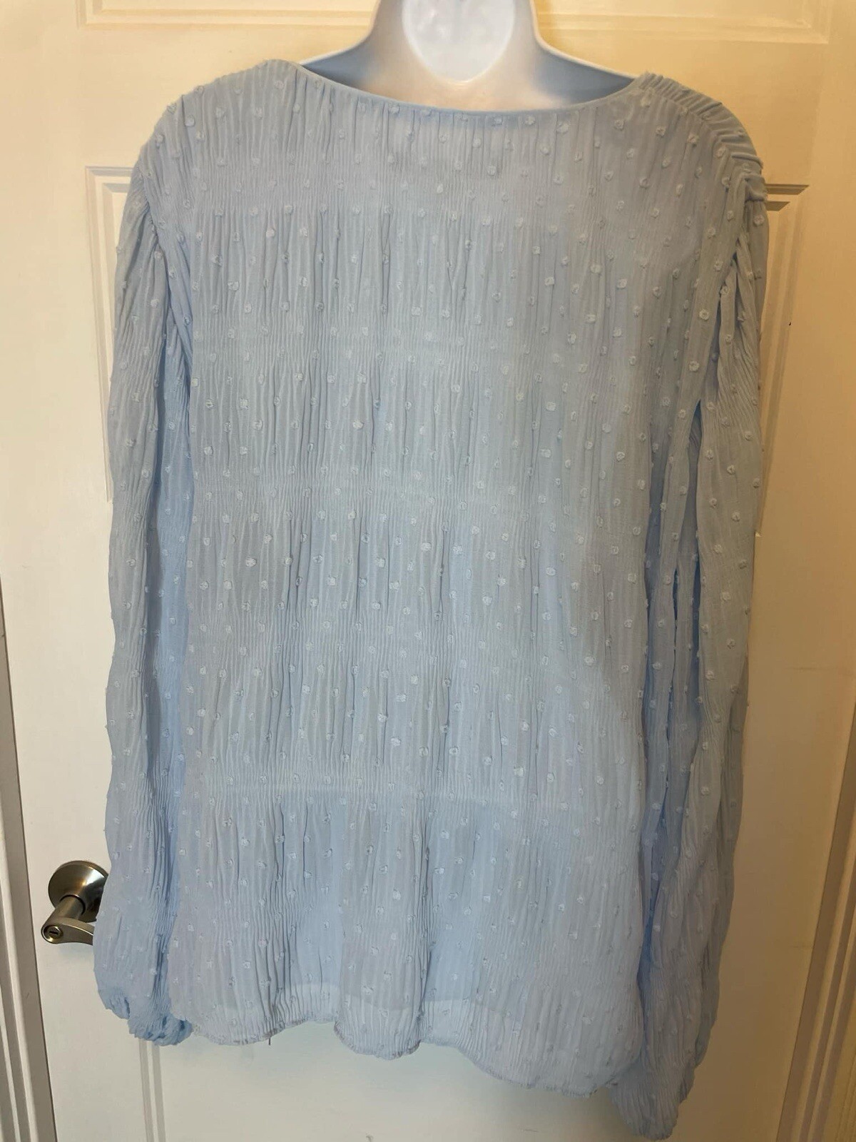 Picture 2 of 4