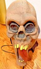 THE PAPER MAGIC GROUP TONGUE WAGGING SKULL HALLOWEEN MASK WHAZZ UP 1995