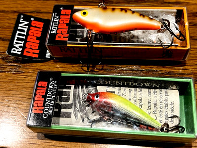 Lot of 2 ULTRA LITE Size 4 Rapala Rattlin Rap Orange Crawdad & Original CD3 CLN