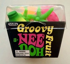 Schylling Nee Doh Groovy Fruta Juguete blando Plátano Naranja Fresa (3 piezas/juego)