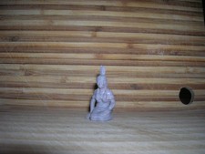 MARX 1953 CAMP INDIAN SQUAW SITTING 60MM PLAYSET FIGURE TOY PLASTIC GREY