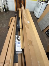 New APC AP7862 Metered Rack PDU 0U 5.7kW 208V 3-Phase 42-Outlet L21-20P