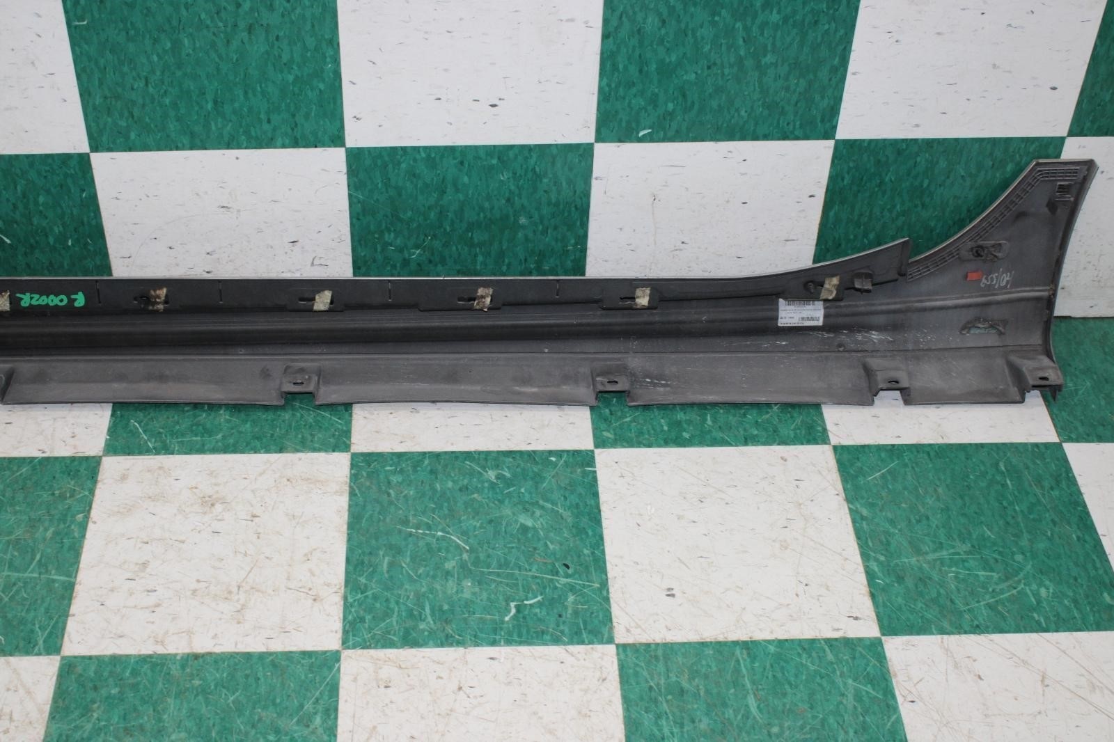 ⚠️SCUFFS⚠️ 14-17 Ghibli Champagne Metallescent RH Rocker Moulding Side Skirt OEM