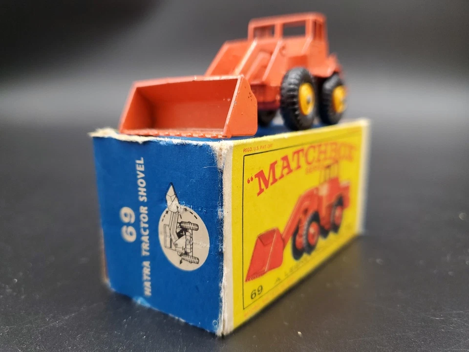 Vintage Lesney Matchbox Hatra Tractor Shovel #69 Solid Orange W/ Box READ DESC.! - Image 2 of 4