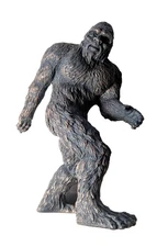 Great looking Sasquatch Bigfoot Figure Safari Ltd  5.25" T x 3.5" L