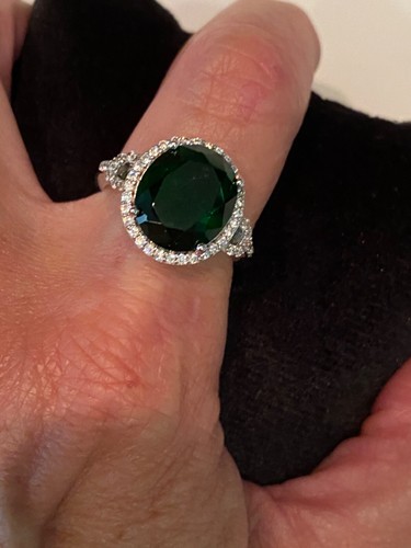 Fabulous Sterling Silver .925 Green Oval Stone Ring - Size 8 New Never Worn - Picture 7 of 8