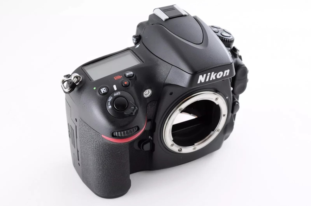 Nikon D800 36.3MP FX DSLR Camera MB-12 [Mint in Box 44000 shot