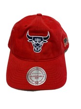 Vintage 90s Chicago Bulls White Mitchell  Ness American NBA Strapback Hat