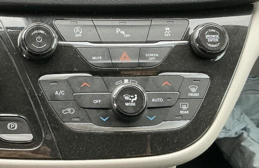 Temperature Control Front 3 Zone Temperature Control Fits 18-20