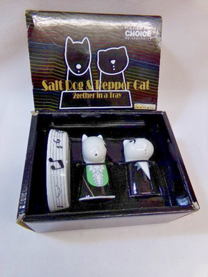 Multiple Choice ''Salt Dog & Pepper Cat'' - Salz- und Pfefferstreuer - auf Tablett