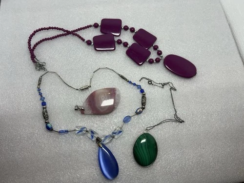 Vintage & Modern Costume Jewelry Lot Mostly Unmarked Chains Pendants