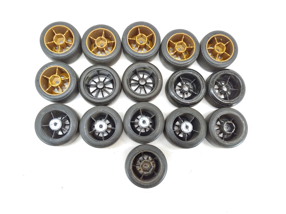Axial 1.9 Black Rock CRC Wheels – 12mm Hex, 2 Stück Für RC-Cars