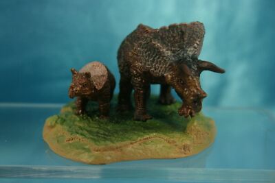 Bandai Gakken Encyclopedia of Dinosaur Figure Scene Parent child of Triceratops