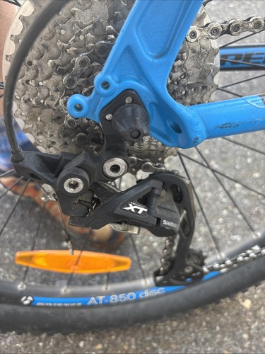 Verkaufe ein Trek Bike Rahmen 18,5 XT Schaltung , Farbe Blau/weis - Bild 4 von 7